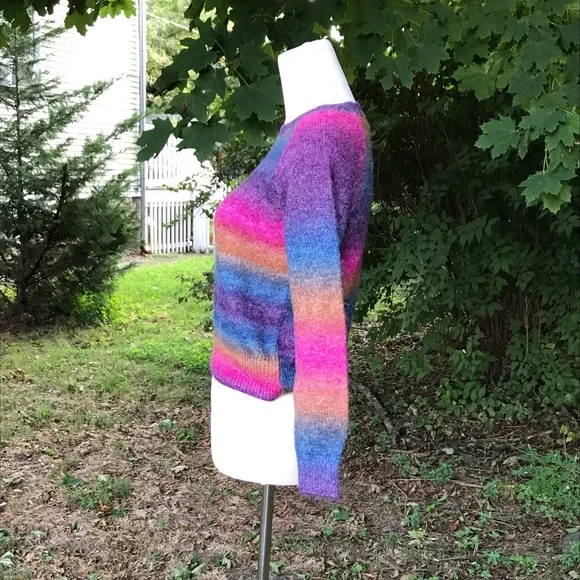 ‼️WEEKEND SALE‼️ Bb Dakota☀️Dark striped Ombre sweater - Picture 4 of 10